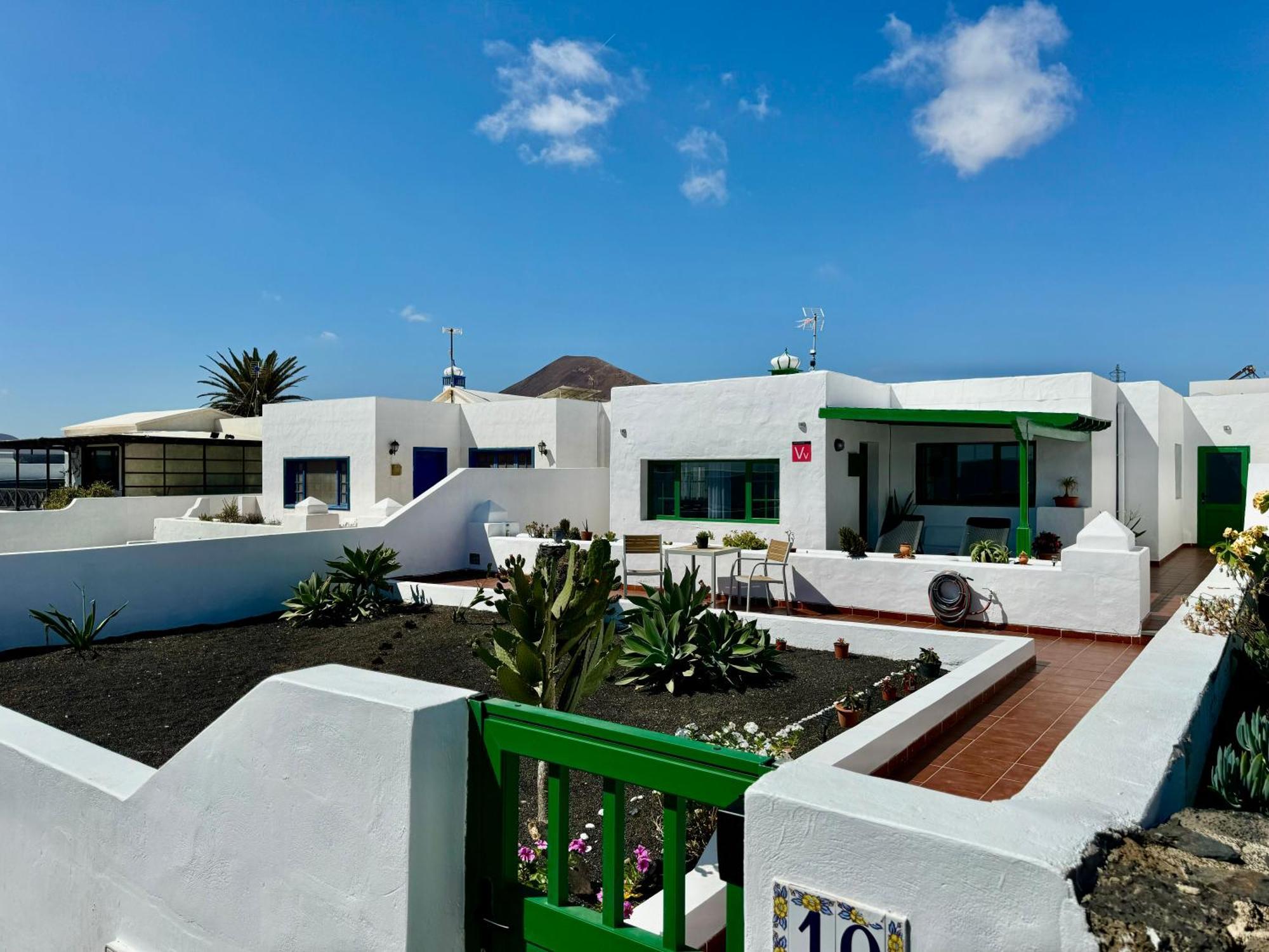 Casa Riadero By Vulcano Homes Guatiza 外观 照片